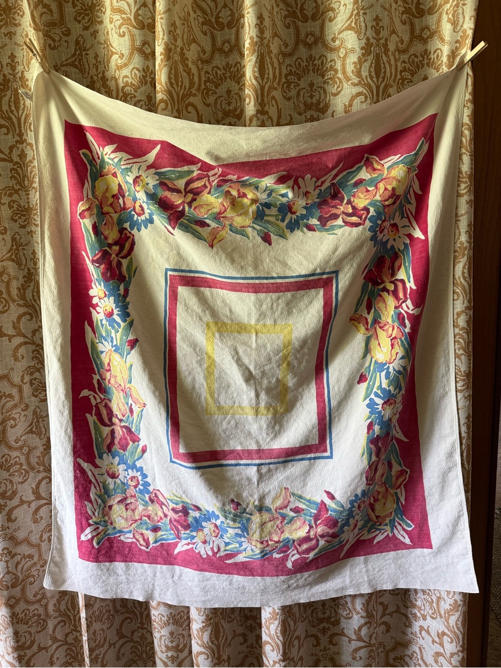 Vintage Mid Century Printed Cotton Tablecloth Pedigree Tag 1950's